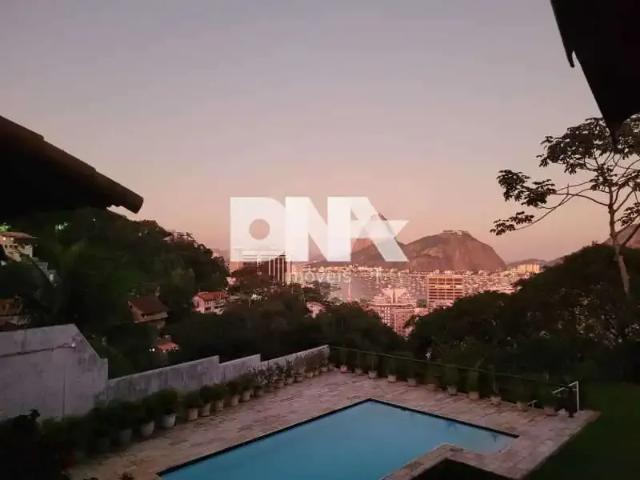 Casa / Sobrado para Venda em Rio de Janeiro/RJ Botafogo 3 Quartos