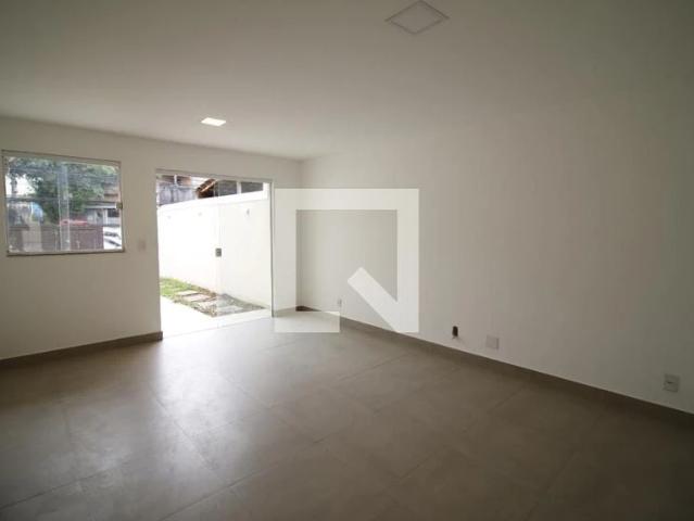 Casa / Sobrado para Venda em Rio de Janeiro/RJ Curicica 2 Quartos