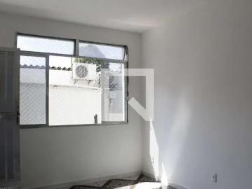 Casa à venda em Praça Delfos - Varanda