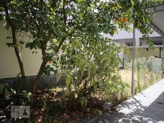 Casa / Sobrado para Venda em Rio de Janeiro/RJ Curicica 4 Quartos