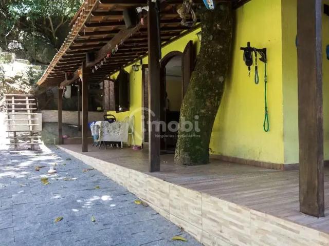 Casa / Sobrado para Venda em Rio de Janeiro/RJ Camorim 2 Quartos