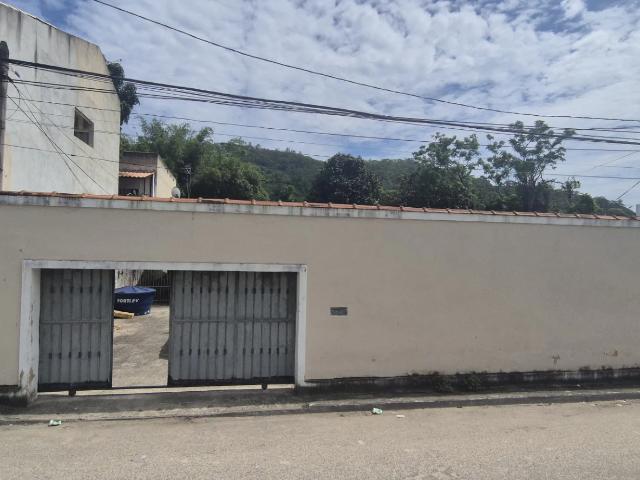 Casa / Sobrado para Venda em Rio de Janeiro/RJ Campo Grande 4 Quartos