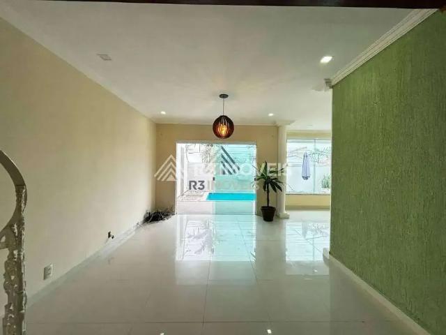 Casa / Sobrado para Venda em Rio de Janeiro/RJ Campo Grande 4 Quartos