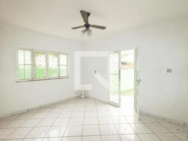Casa / Sobrado para Venda em Rio de Janeiro/RJ Campo Grande 3 Quartos