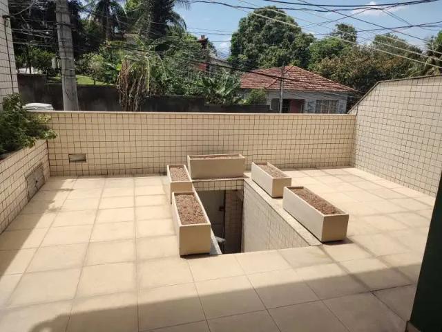 Casa / Sobrado para Venda em Rio de Janeiro/RJ Campo Grande 3 Quartos