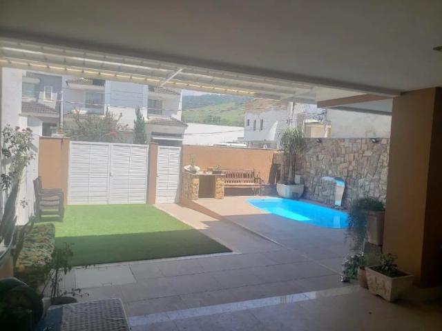 Casa / Sobrado para Venda em Rio de Janeiro/RJ Campo Grande 3 Quartos
