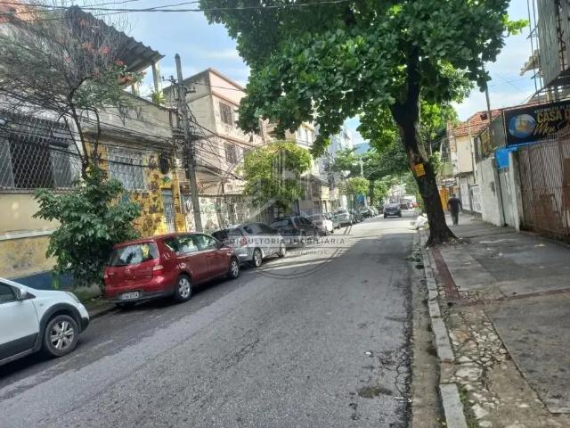 Casa / Sobrado para Venda em Rio de Janeiro/RJ Cascadura 2 Quartos