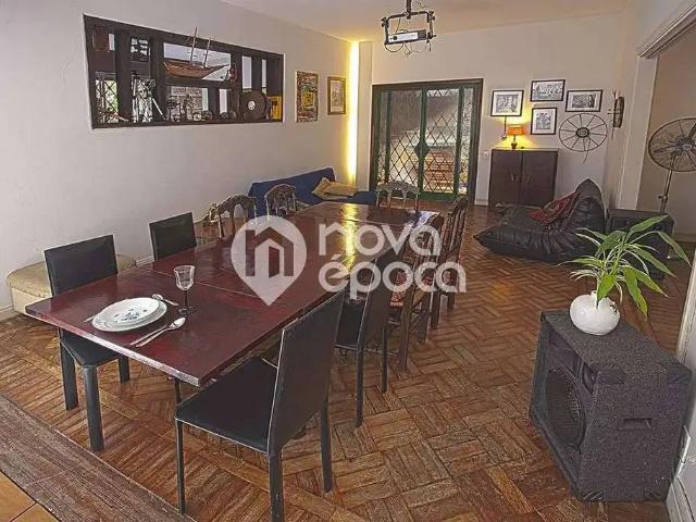 Casa / Sobrado para Venda em Rio de Janeiro/RJ Cosme Velho 6 Quartos