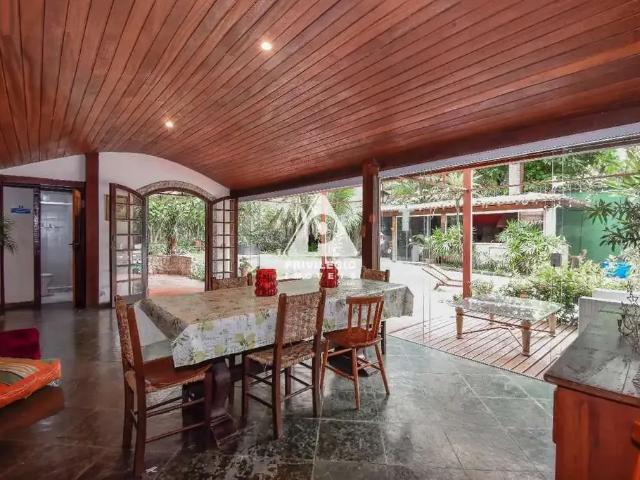 Casa / Sobrado para Venda em Rio de Janeiro/RJ Cosme Velho 6 Quartos