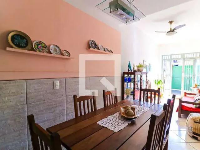 Casa / Sobrado para Venda em Rio de Janeiro/RJ Del Castilho 2 Quartos
