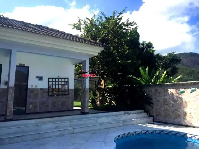 Casa / Sobrado para Venda em Rio de Janeiro/RJ Freguesia Jacarepaguá 3 Quartos