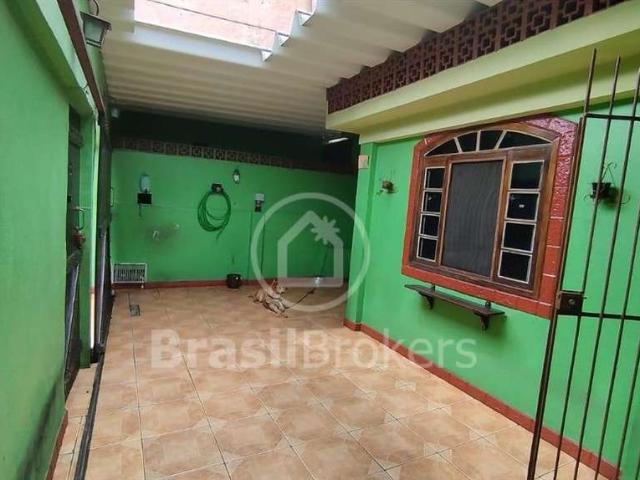 Casa / Sobrado para Venda em Rio de Janeiro/RJ Guadalupe 4 Quartos