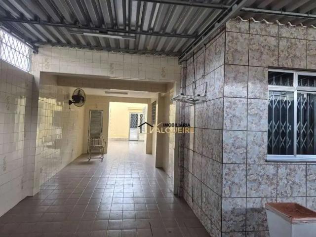Casa / Sobrado para Venda em Rio de Janeiro/RJ Guadalupe 4 Quartos