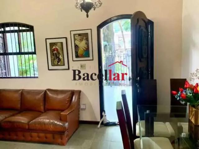 Casa / Sobrado para Venda em Rio de Janeiro/RJ Grajaú 4 Quartos
