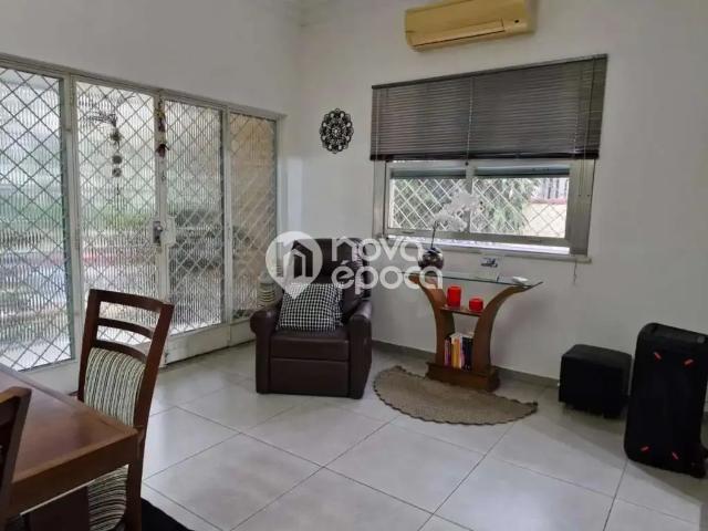 Casa / Sobrado para Venda em Rio de Janeiro/RJ Grajaú 4 Quartos
