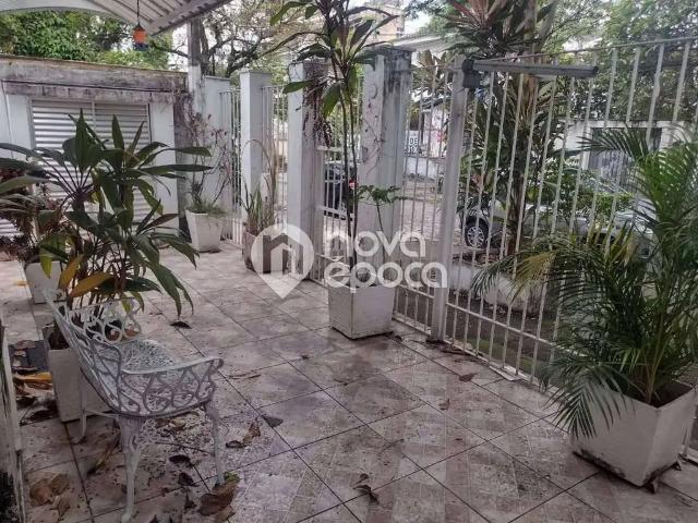 Casa / Sobrado para Venda em Rio de Janeiro/RJ Grajaú 5 Quartos