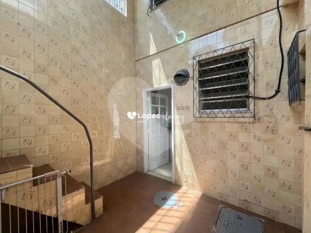 Casa / Sobrado para Venda em Rio de Janeiro/RJ Grajaú 2 Quartos
