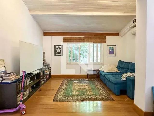 Casa / Sobrado para Venda em Rio de Janeiro/RJ Humaitá 2 Quartos