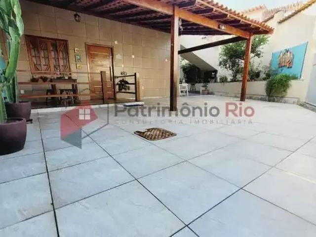 Casa / Sobrado para Venda em Rio de Janeiro/RJ Honório Gurgel 3 Quartos