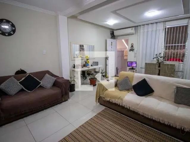 Casa / Sobrado para Venda em Rio de Janeiro/RJ Irajá 2 Quartos