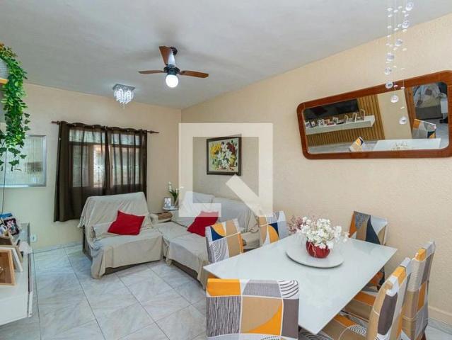 Casa / Sobrado para Venda em Rio de Janeiro/RJ Irajá 2 Quartos