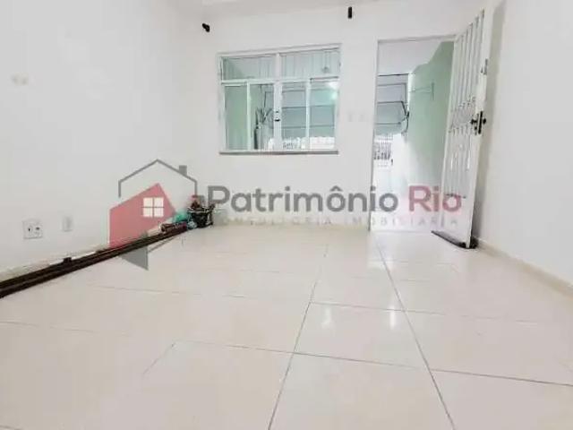 Casa / Sobrado para Venda em Rio de Janeiro/RJ Irajá 2 Quartos