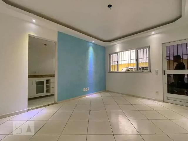 Casa / Sobrado para Venda em Rio de Janeiro/RJ Irajá 2 Quartos