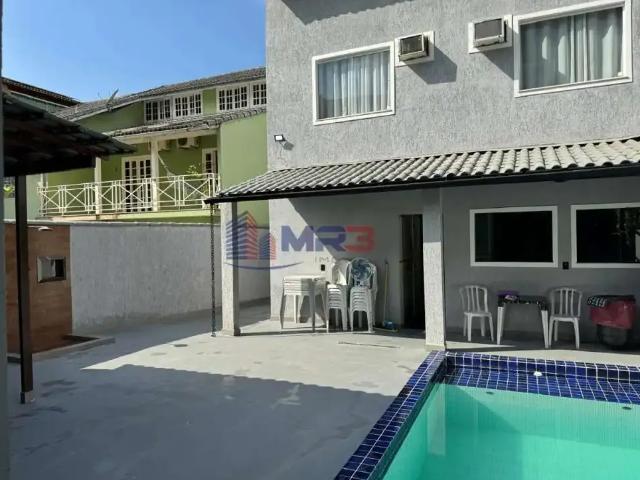 Casa / Sobrado para Venda em Rio de Janeiro/RJ Jacarepaguá 5 Quartos