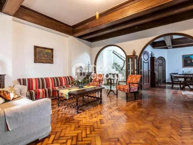 Casa / Sobrado para Venda em Rio de Janeiro/RJ Jardim Botânico 6 Quartos