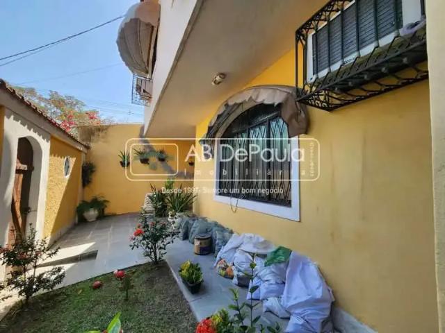 Casa / Sobrado para Venda em Rio de Janeiro/RJ Jardim Sulacap 3 Quartos