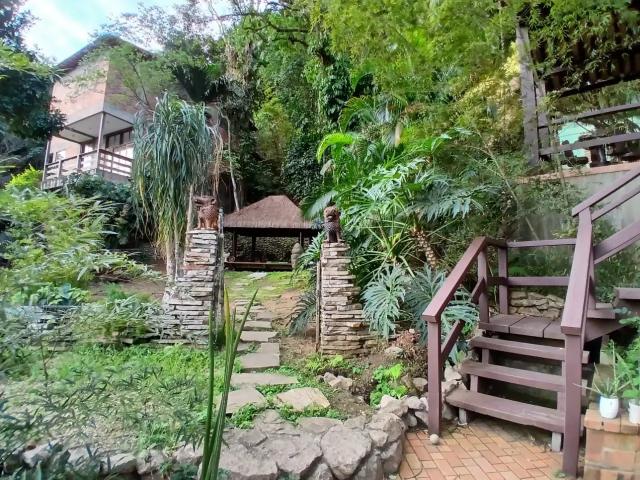 Casa / Sobrado para Venda em Rio de Janeiro/RJ Lagoa 3 Quartos