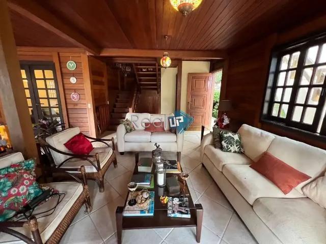 Casa / Sobrado para Venda em Rio de Janeiro/RJ Lagoa 3 Quartos