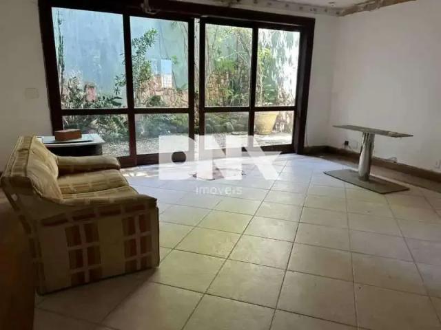 Casa / Sobrado para Venda em Rio de Janeiro/RJ Lagoa 4 Quartos