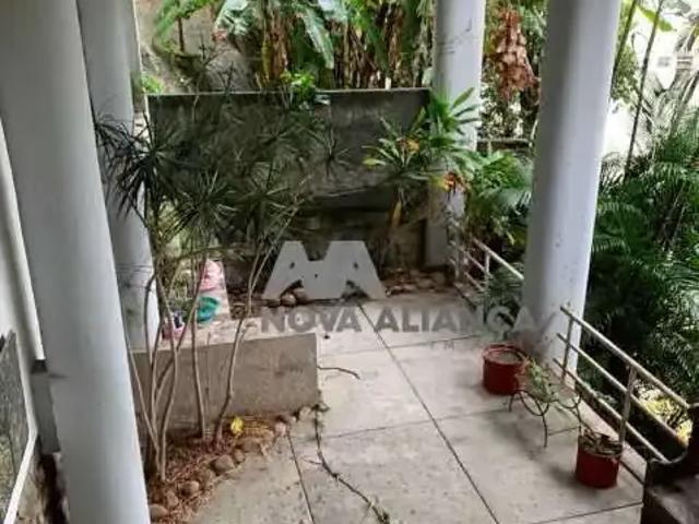 Casa / Sobrado para Venda em Rio de Janeiro/RJ Lagoa 4 Quartos