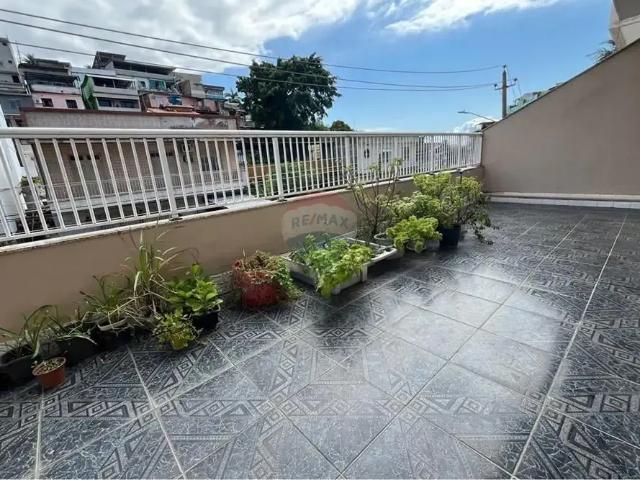 Casa / Sobrado para Venda em Rio de Janeiro/RJ Pitangueiras 4 Quartos