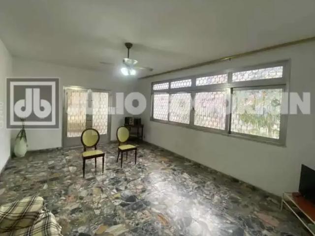 Casa / Sobrado para Venda em Rio de Janeiro/RJ Pitangueiras 3 Quartos