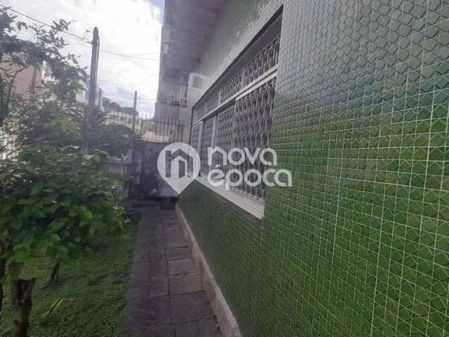 Casa / Sobrado para Venda em Rio de Janeiro/RJ Pitangueiras 3 Quartos