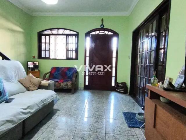 Casa / Sobrado para Venda em Rio de Janeiro/RJ Quintino Bocaiúva 4 Quartos