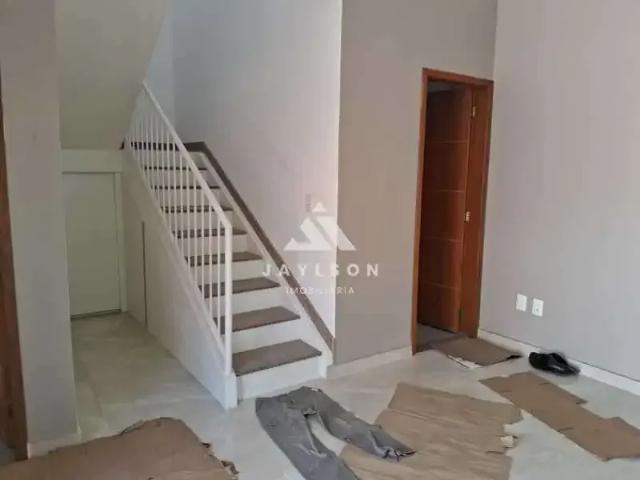 Casa / Sobrado para Venda em Rio de Janeiro/RJ Ramos 2 Quartos