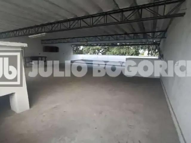 Casa / Sobrado para Venda em Rio de Janeiro/RJ Ramos 4 Quartos
