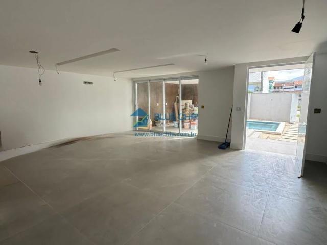 Casa / Sobrado para Venda em Rio de Janeiro/RJ Recreio dos Bandeirantes 4 Quartos
