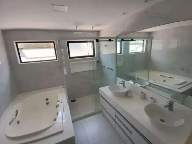 Casa / Sobrado para Venda em Rio de Janeiro/RJ Recreio dos Bandeirantes 6 Quartos