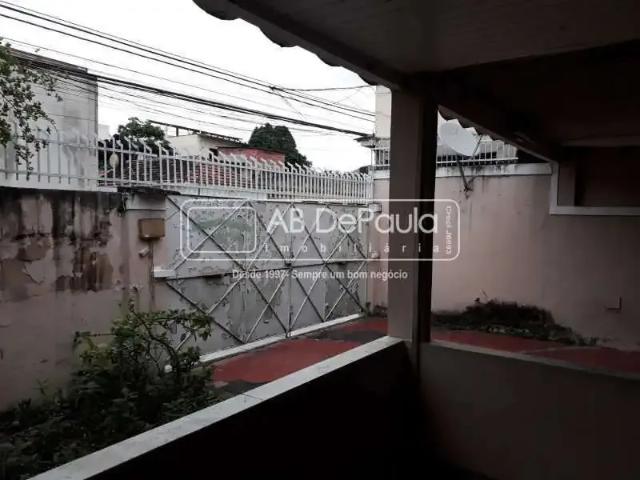 Casa / Sobrado para Venda em Rio de Janeiro/RJ Realengo 4 Quartos