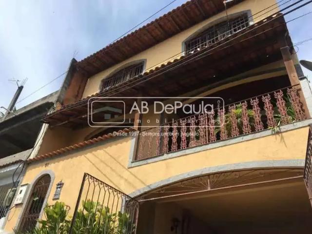 Casa / Sobrado para Venda em Rio de Janeiro/RJ Realengo 4 Quartos