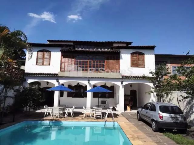 Casa / Sobrado para Venda em Rio de Janeiro/RJ Realengo 5 Quartos