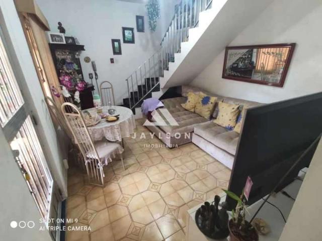 Casa / Sobrado para Venda em Rio de Janeiro/RJ Rocha Miranda 4 Quartos