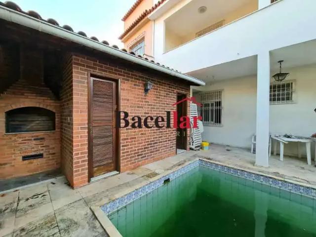 Casa / Sobrado para Venda em Rio de Janeiro/RJ Rocha 6 Quartos