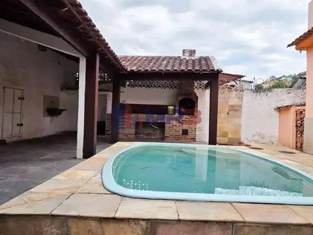 Casa / Sobrado para Venda em Rio de Janeiro/RJ Tanque 4 Quartos