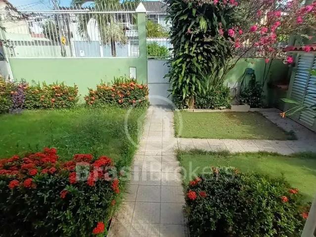 Casa / Sobrado para Venda em Rio de Janeiro/RJ Tanque 5 Quartos