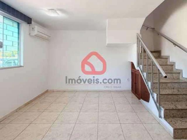 Casa / Sobrado para Venda em Rio de Janeiro/RJ Tanque 3 Quartos